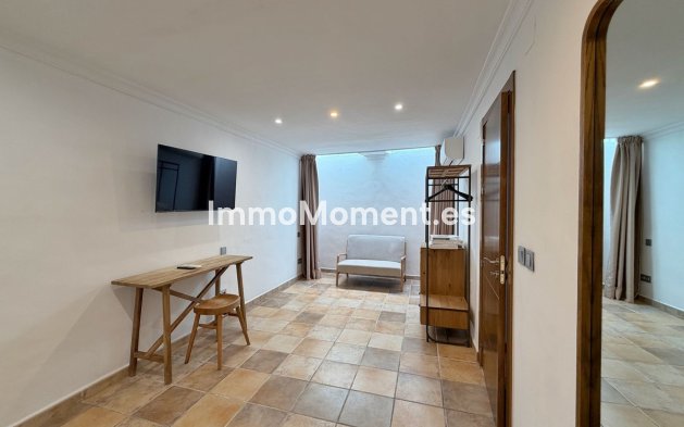 Resale - Townhouse - Marbella - Marbella Centro