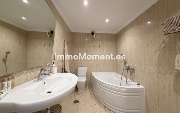 Resale - Townhouse - Marbella - Marbella Centro