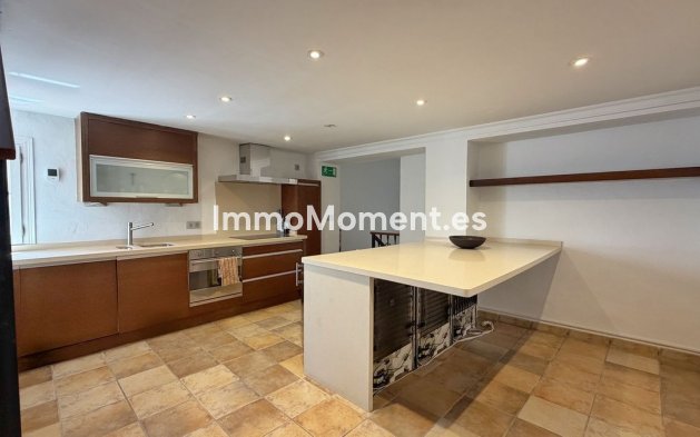 Resale - Townhouse - Marbella - Marbella Centro