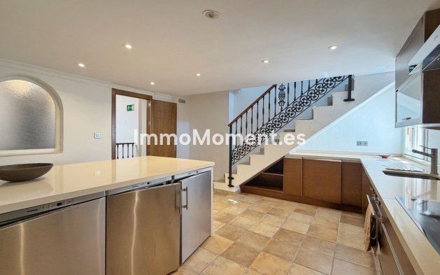 Resale - Townhouse - Marbella - Marbella Centro