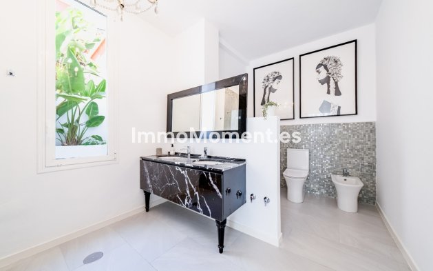 Bestaande woning - Vrijstaande villa - Marbella - Nueva Andalucía