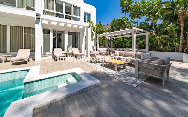 Bestaande woning - Vrijstaande villa - Marbella - Nueva Andalucía