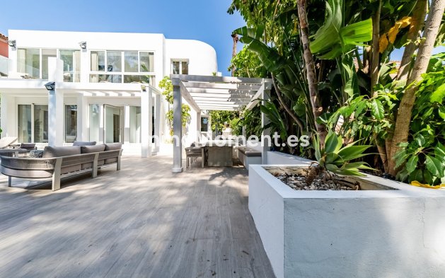 Bestaande woning - Vrijstaande villa - Marbella - Nueva Andalucía