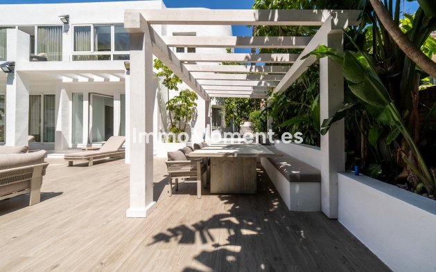 Bestaande woning - Vrijstaande villa - Marbella - Nueva Andalucía
