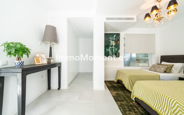 Bestaande woning - Vrijstaande villa - Marbella - Nueva Andalucía