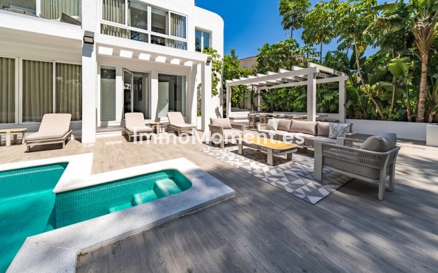 Bestaande woning - Vrijstaande villa - Marbella - Nueva Andalucía