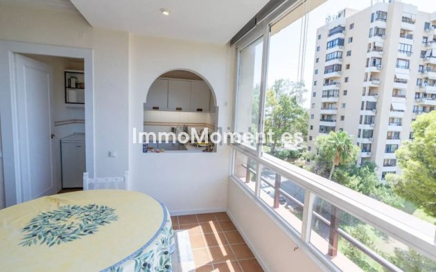 Resale - Apartment - Marbella - Nueva Andalucía