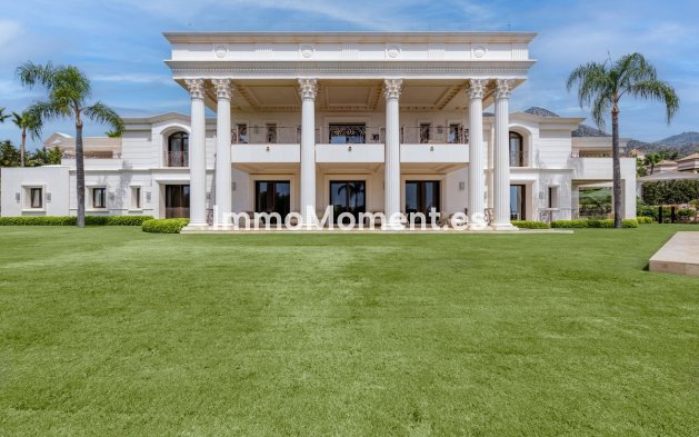 Reventa - Villa independiente - Marbella - Sierra Blanca