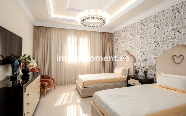 Reventa - Villa independiente - Marbella - Sierra Blanca