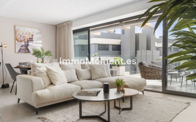 Revente - Appartement - Estepona  - Selwo