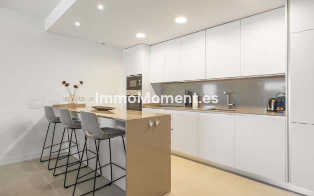 Revente - Appartement - Estepona  - Estepona Centro