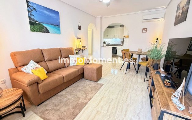 Resale - Apartment - Orihuela Costa - Villamartín