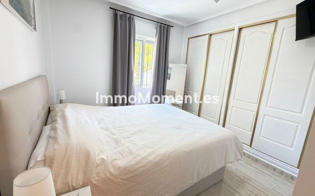 Resale - Apartment - Orihuela Costa - Villamartín