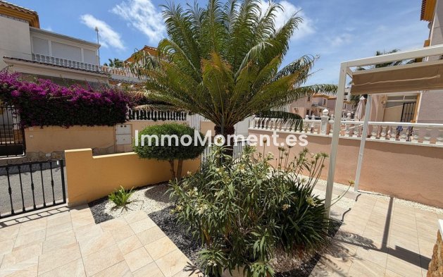 Resale - Apartment - Orihuela Costa - Villamartín
