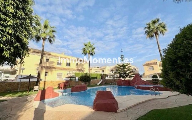 Resale - Apartment - Orihuela Costa - Villamartín
