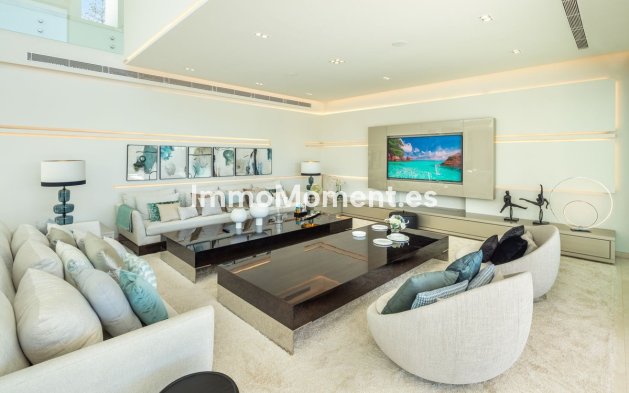 Wiederverkauf - Freistehende Villa - Marbella - Nueva Andalucía