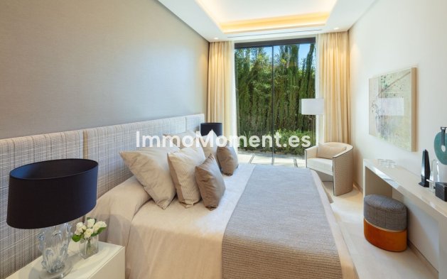 Wiederverkauf - Freistehende Villa - Marbella - Nueva Andalucía