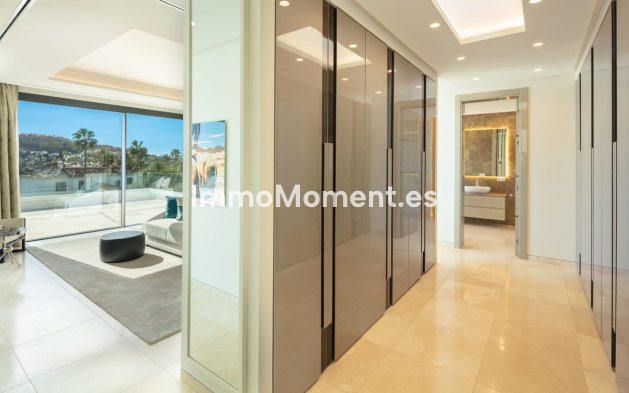 Wiederverkauf - Freistehende Villa - Marbella - Nueva Andalucía