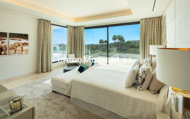 Wiederverkauf - Freistehende Villa - Marbella - Nueva Andalucía