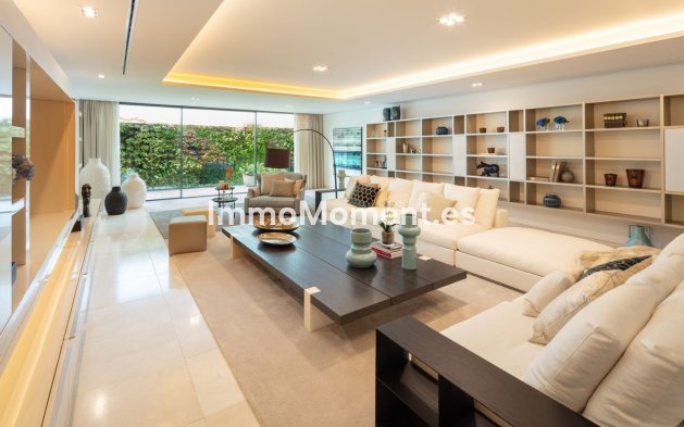 Wiederverkauf - Freistehende Villa - Marbella - Nueva Andalucía