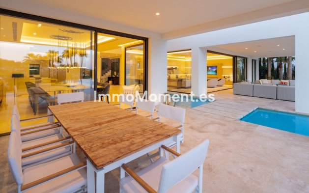 Wiederverkauf - Freistehende Villa - Marbella - Nueva Andalucía