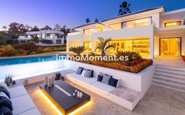 Wiederverkauf - Freistehende Villa - Marbella - Nueva Andalucía