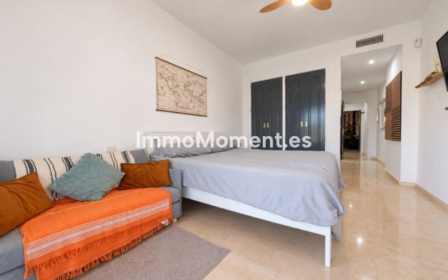 Revente - Appartement - Estepona  - Estepona Centro