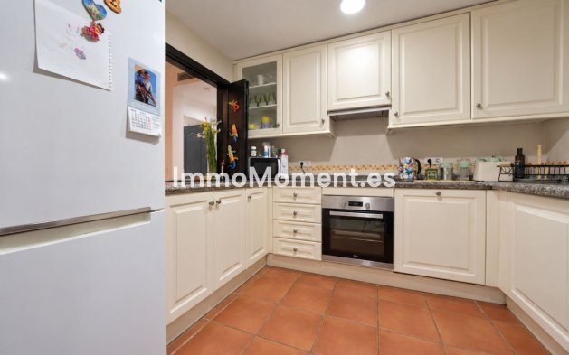 Revente - Appartement - Estepona  - Estepona Centro