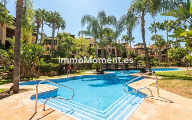 Revente - Appartement - Estepona  - Estepona Centro
