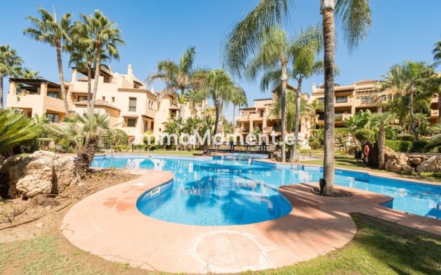 Revente - Appartement - Estepona  - Estepona Centro