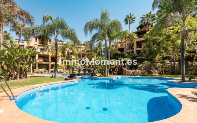 Revente - Appartement - Estepona  - Estepona Centro
