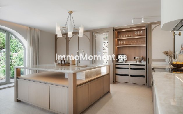 Bestaande woning - Vrijstaande villa - Marbella - Nueva Andalucía