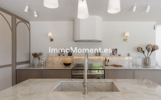 Bestaande woning - Vrijstaande villa - Marbella - Nueva Andalucía