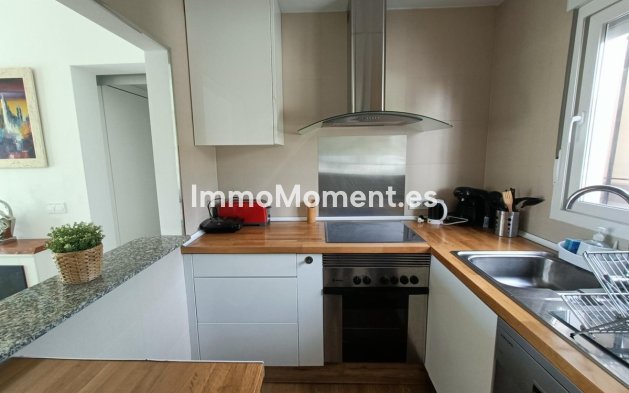 Wiederverkauf - Wohnung - Estepona  - Estepona Centro