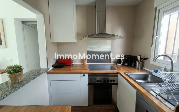 Wiederverkauf - Wohnung - Estepona  - Estepona Centro