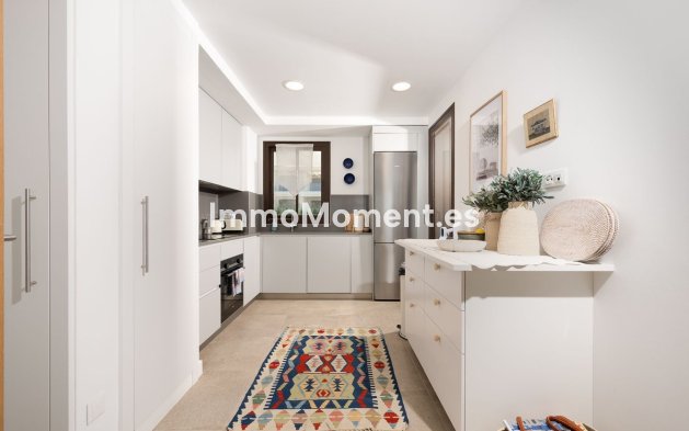 Revente - Appartement - Estepona  - Estepona Centro