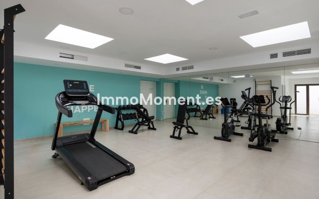 Revente - Appartement - Estepona  - Estepona Centro