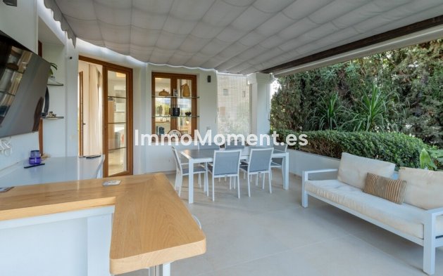 Resale - Detached villa - Estepona - Estepona Centro