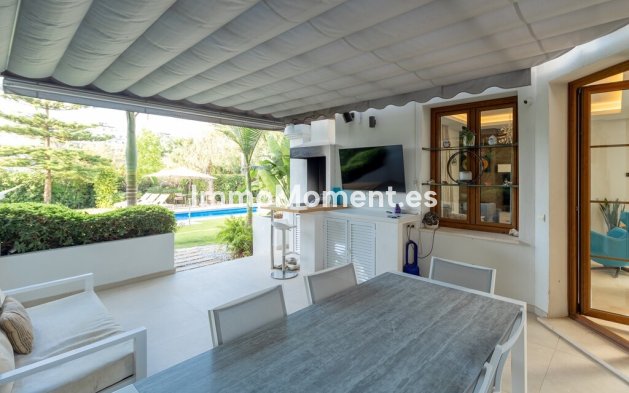 Resale - Detached villa - Estepona - Estepona Centro
