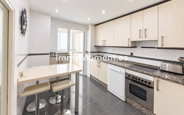 Reventa - Apartamento - Estepona  - Estepona Centro