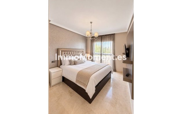 Reventa - Apartamento - Estepona  - Estepona Centro