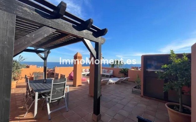 Resale - Apartment - Estepona - Estepona Centro