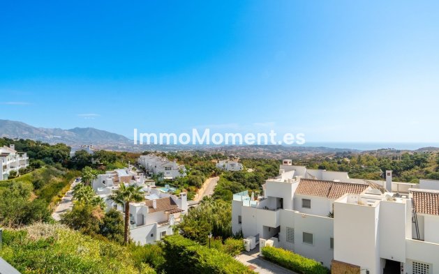 Resale - Apartment - Marbella - La Mairena