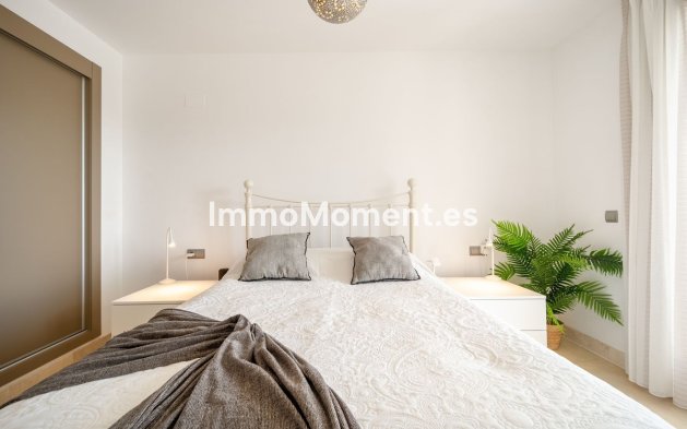 Resale - Apartment - Marbella - La Mairena