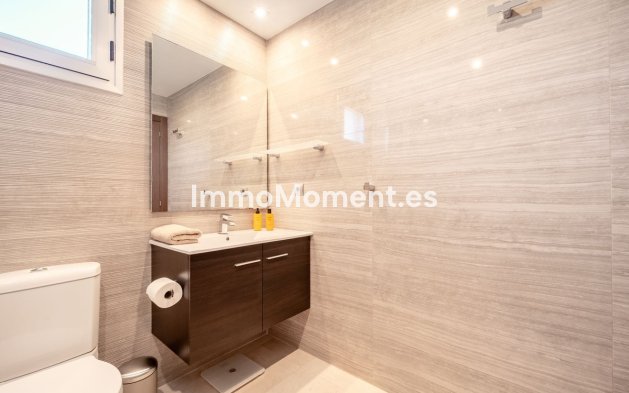 Resale - Apartment - Marbella - La Mairena