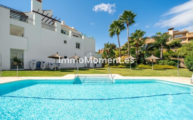 Resale - Apartment - Marbella - La Mairena