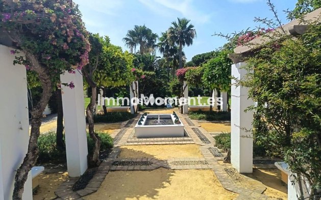 Reventa - Apartamento - Málaga - Dos Hermanas
