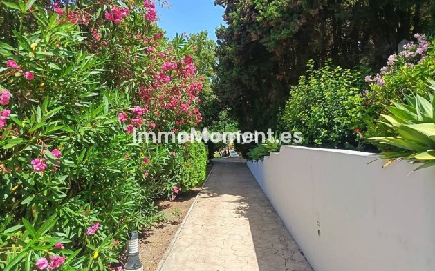 Reventa - Apartamento - Málaga - Dos Hermanas