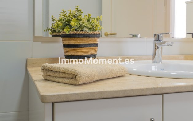 Revente - Appartement - Torremolinos - La Carihuela