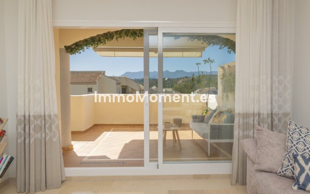 Resale - Apartment - Marbella - Elviria
